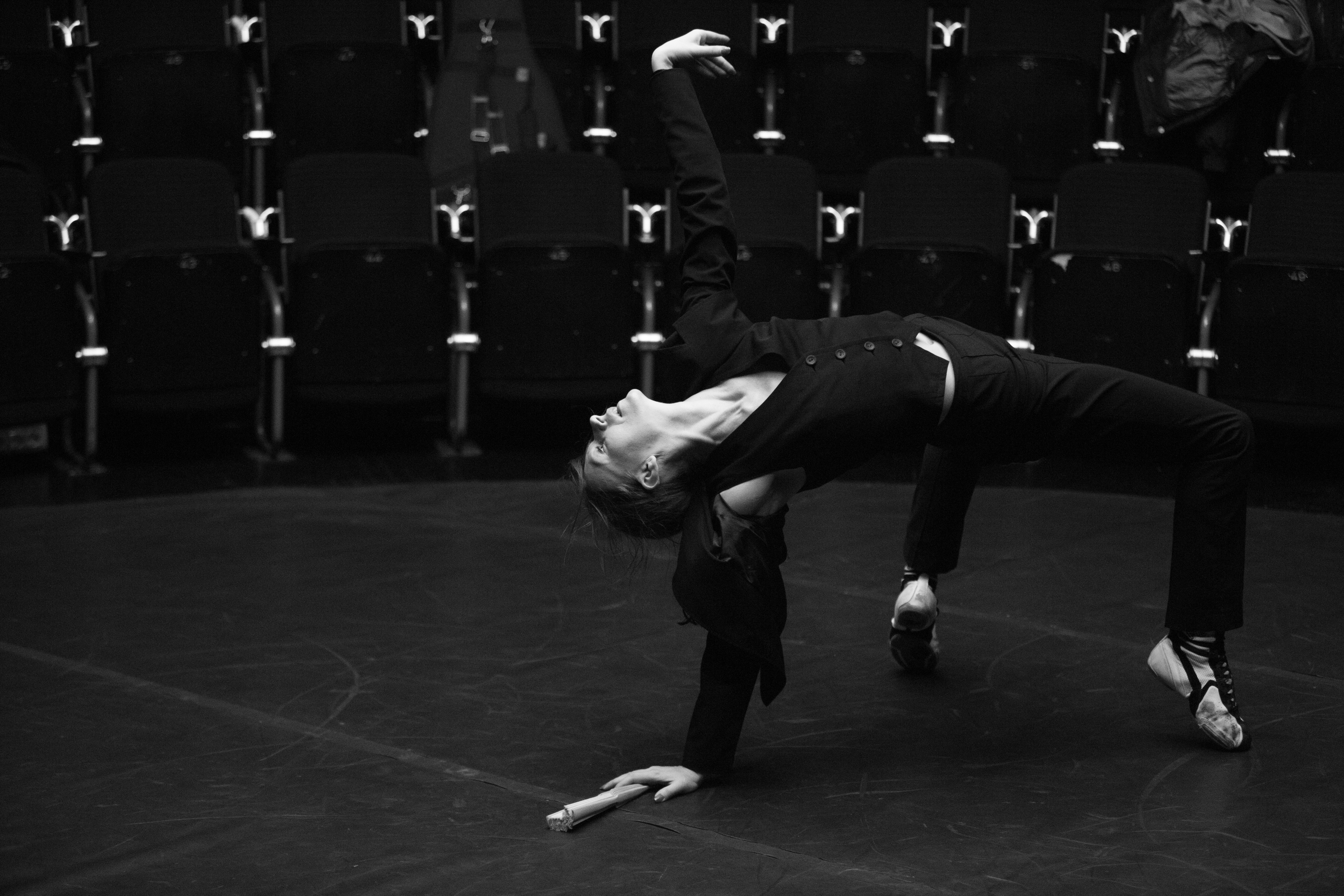 "Cabello 22,11", feat. Ana Pandur, Rosana Hribar, Vito Marenče & Robert Jukič; Produkcija Pkd Flamenko, koprodukcija Cankarje dom; Foto Darja Štravs Tisu