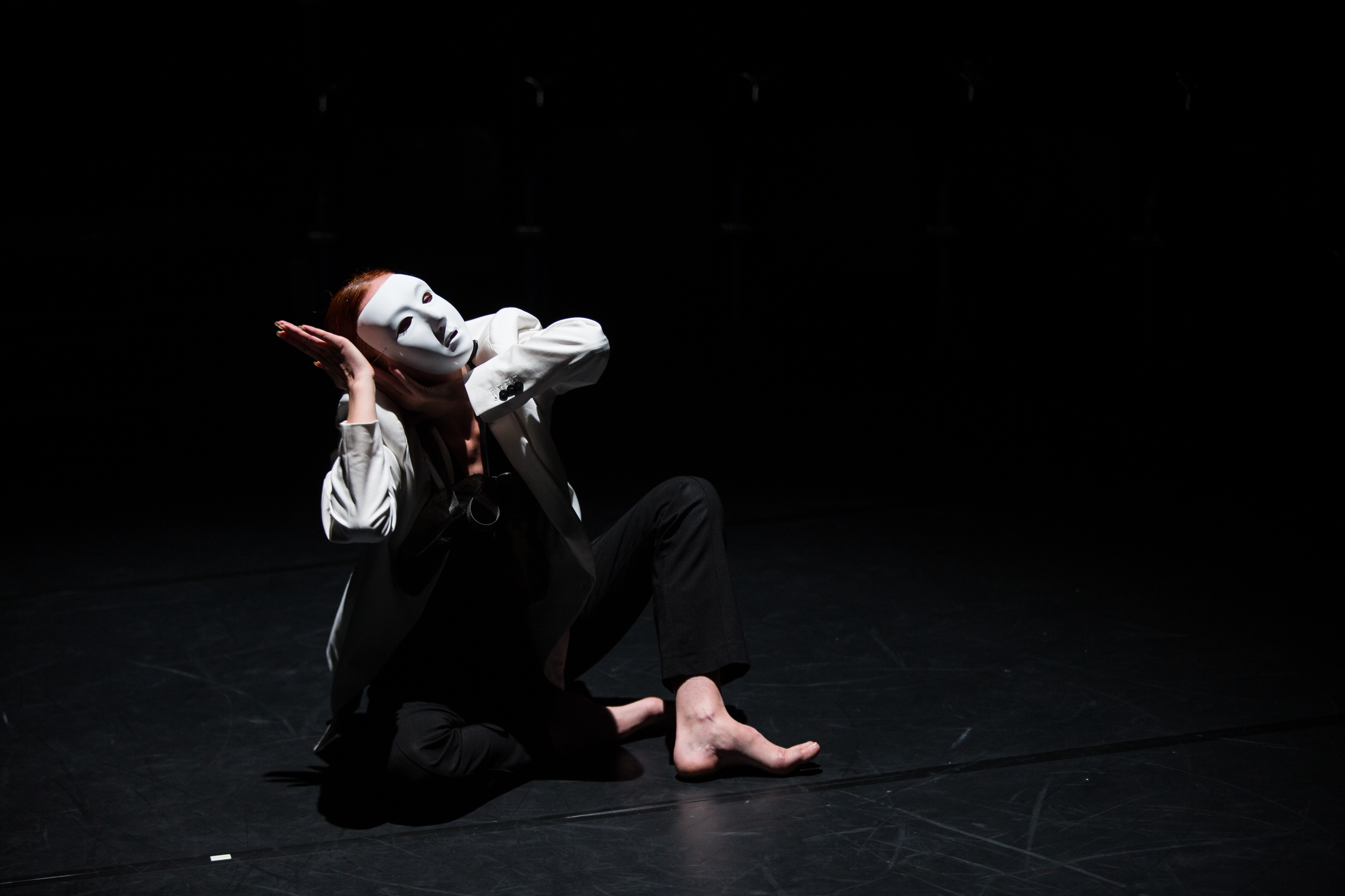 "Cabello 22,11", feat. Ana Pandur, Rosana Hribar, Vito Marenče & Robert Jukič; Produkcija Pkd Flamenko, koprodukcija Cankarje dom; Foto Darja Štravs Tisu