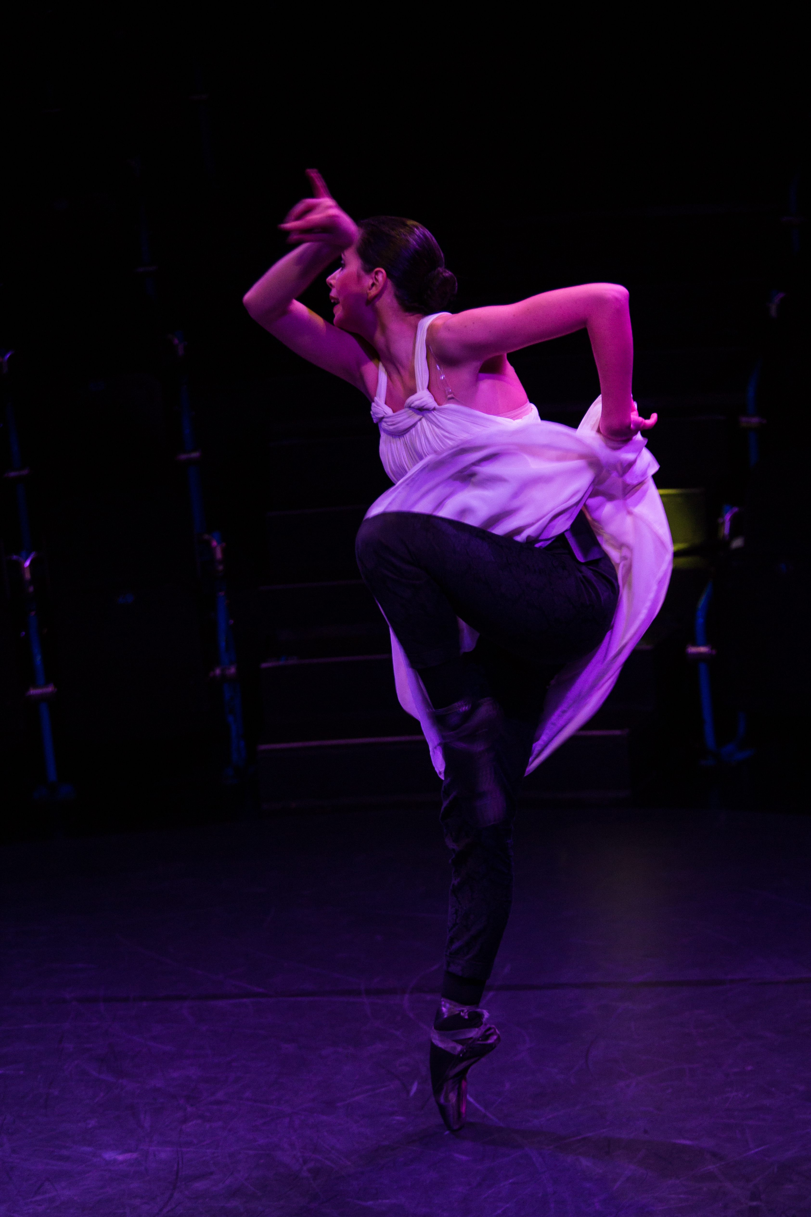 "Cabello 22,11", feat. Ana Pandur, Rosana Hribar, Vito Marenče & Robert Jukič; Produkcija Pkd Flamenko, koprodukcija Cankarje dom; Foto Darja Štravs Tisu