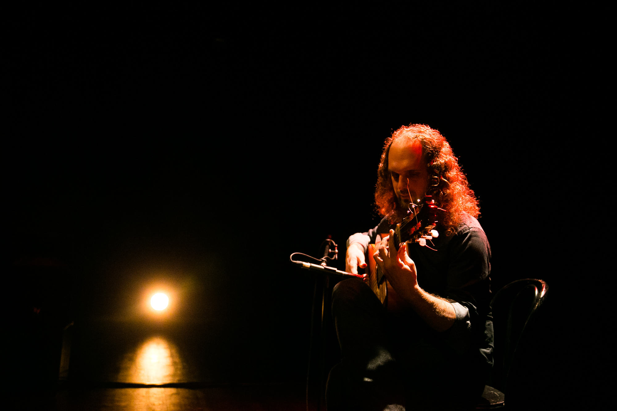 "Anatomija srečanja: Sylvia, Carmen, Maria", feat Ana Pandur, Vesna Zornik, Vito Marenče; flamenco @Gledališče Glej, Ljubljana foto Miro Majcen